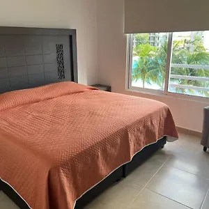 https://beautiful-condo-in-cancun-dreams-lagoon.quintano-roohotels.com