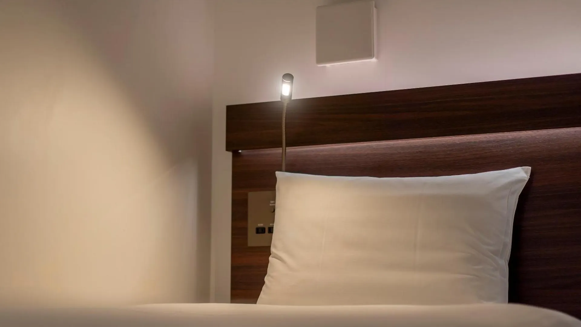 Resi Stay Jisco Hotel Kyoto Goshonishi